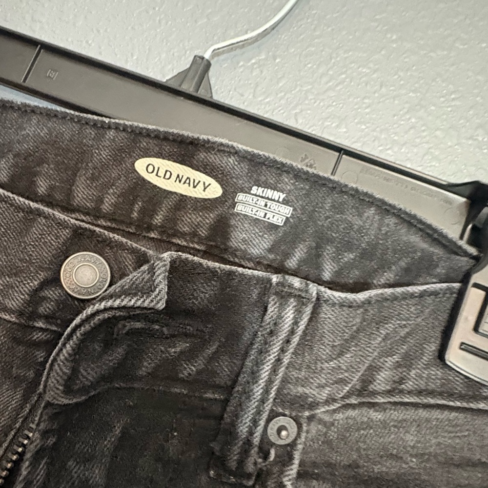 Old Navy Women’s Charcoal Skinny Jeans 32/34